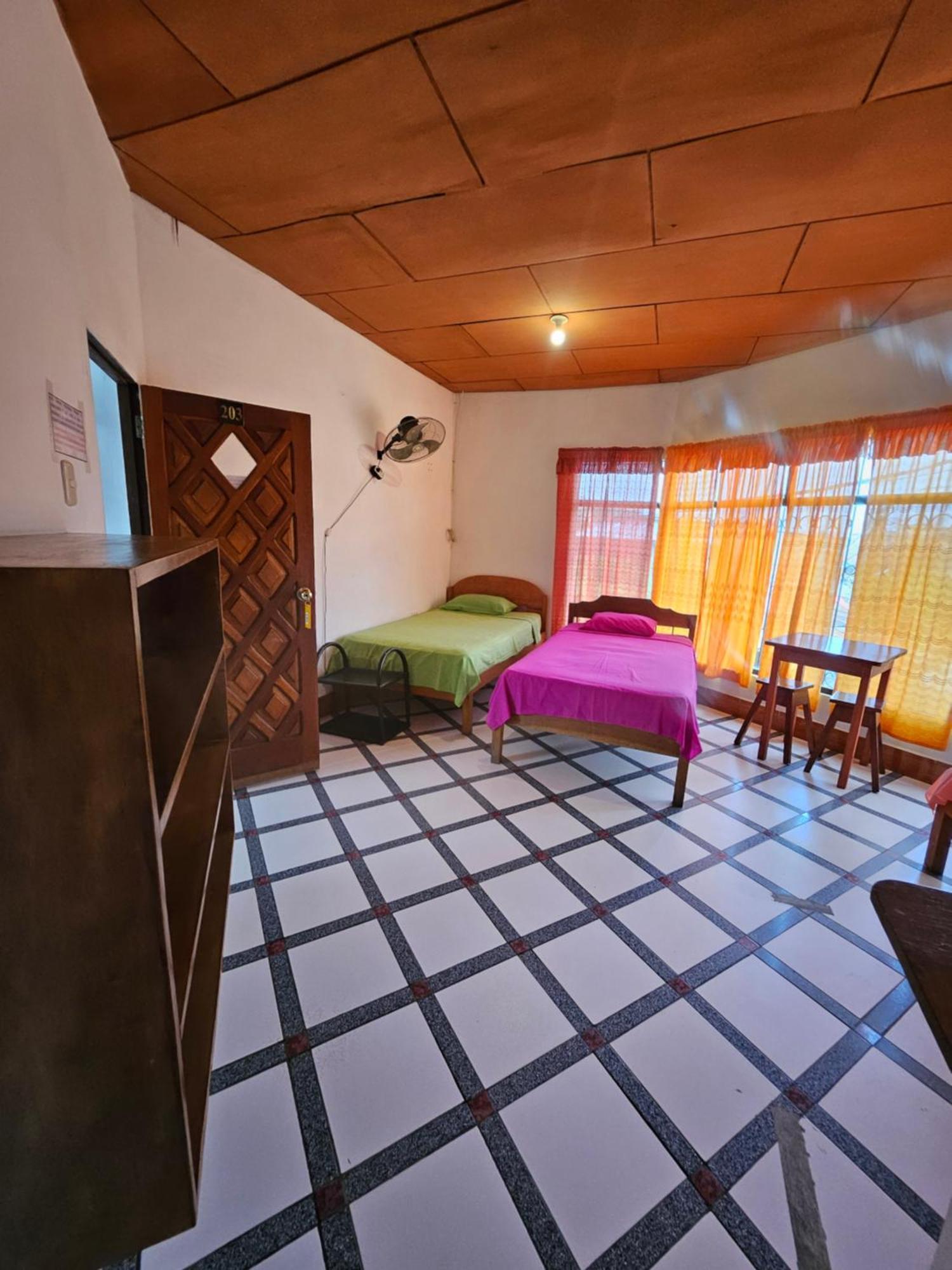 Sarisa House Ξενοδοχείο Ικίτος Εξωτερικό φωτογραφία